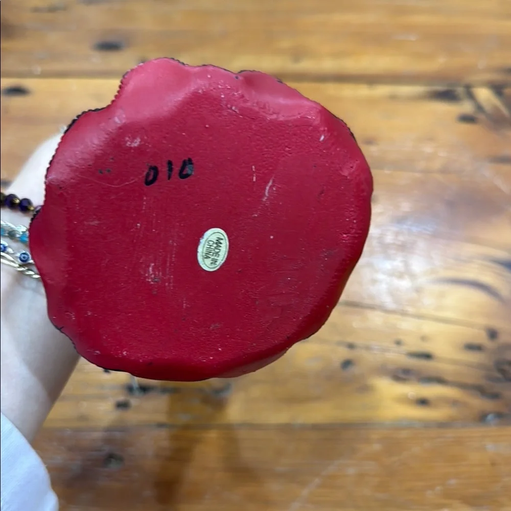 Red and Black red dress vintage Jewelry holder - Picture 4 of 9